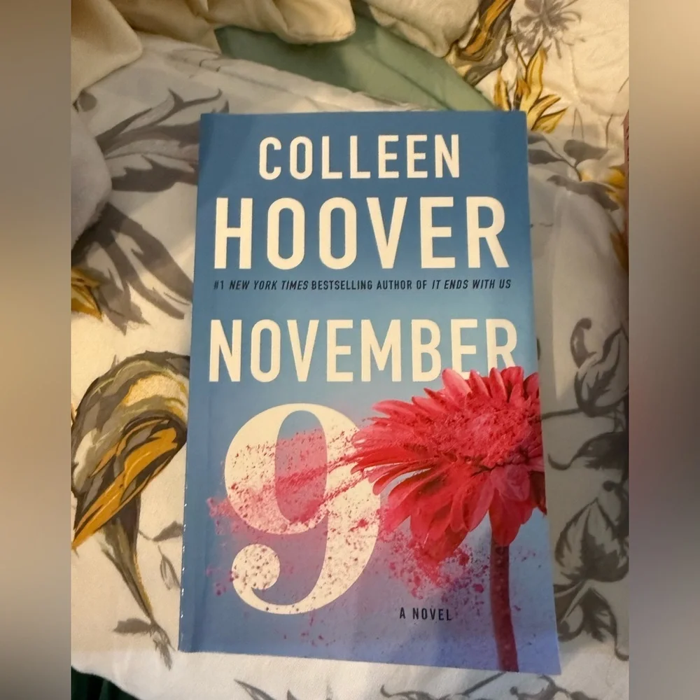 Colleen Hoover 'November 9' Novel - like new